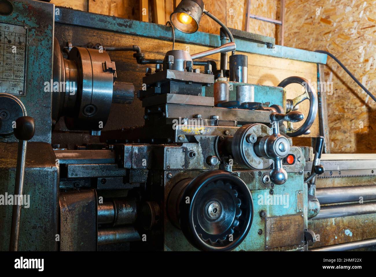Old metal lathe in the metalworking, machine tools Stock Photo Alamy