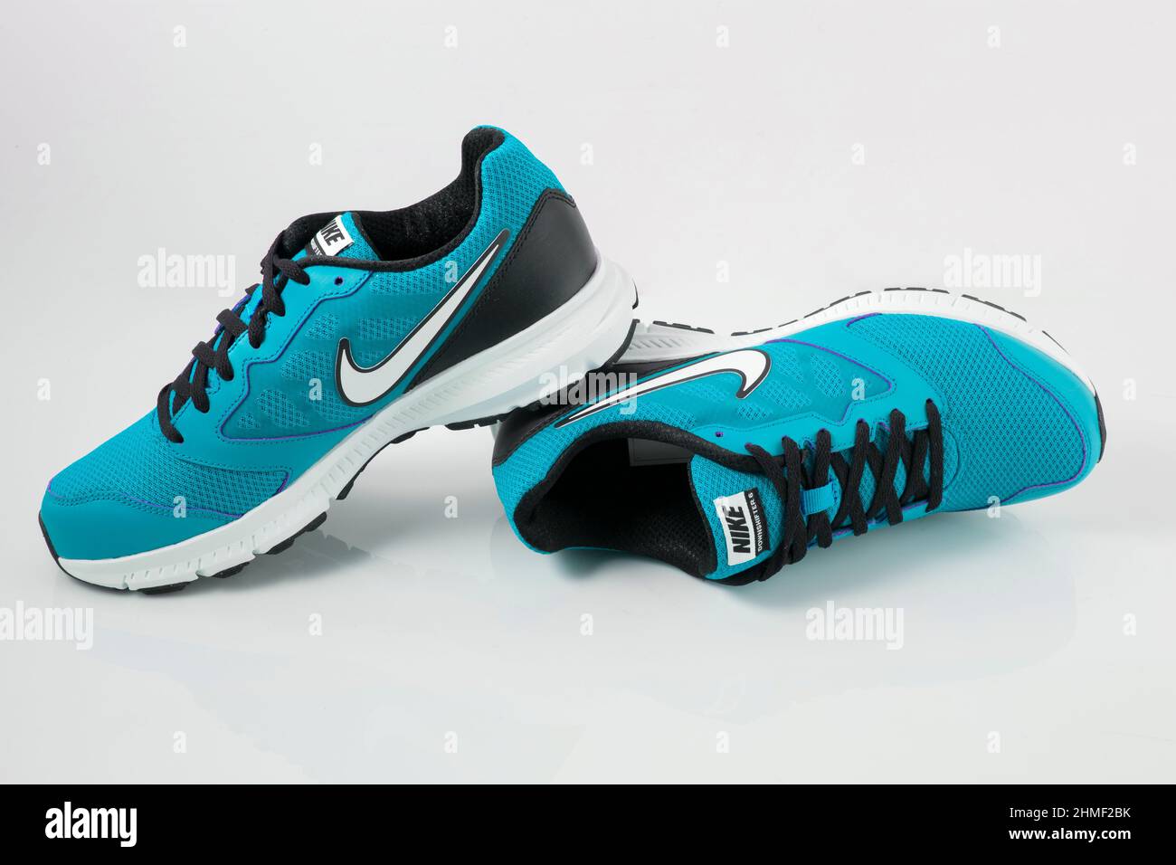 Nike nike best sale shots