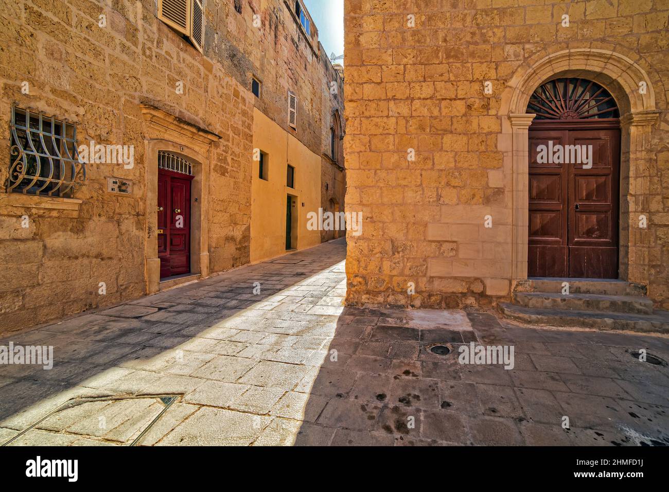 A tranquil street scene in Mdina in Malta Stock Photo
