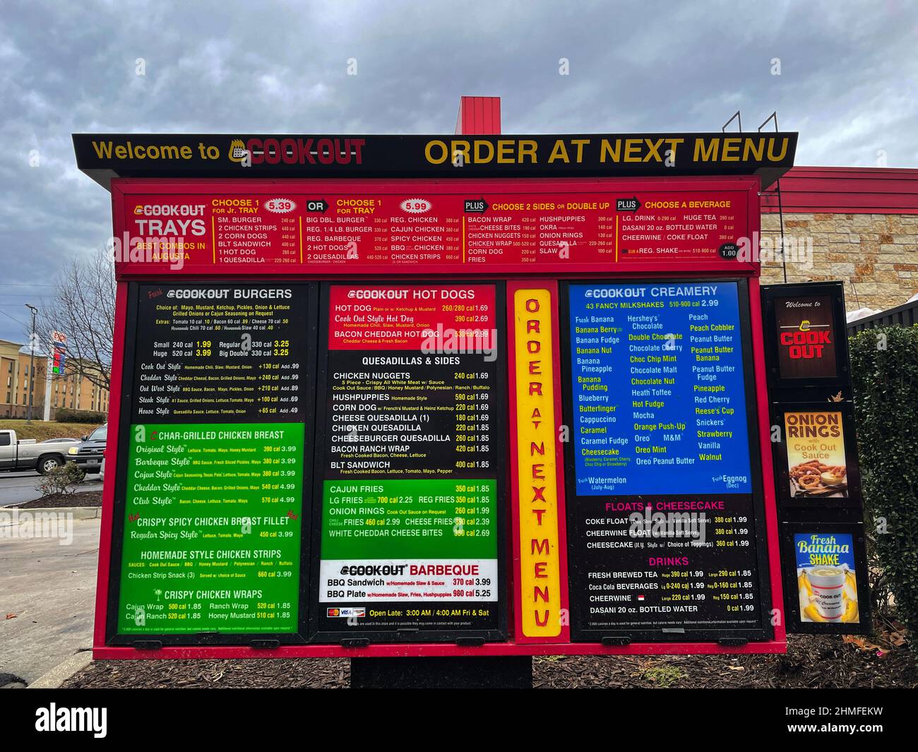 Hamburger menu drive thru hi res stock photography and images Alamy