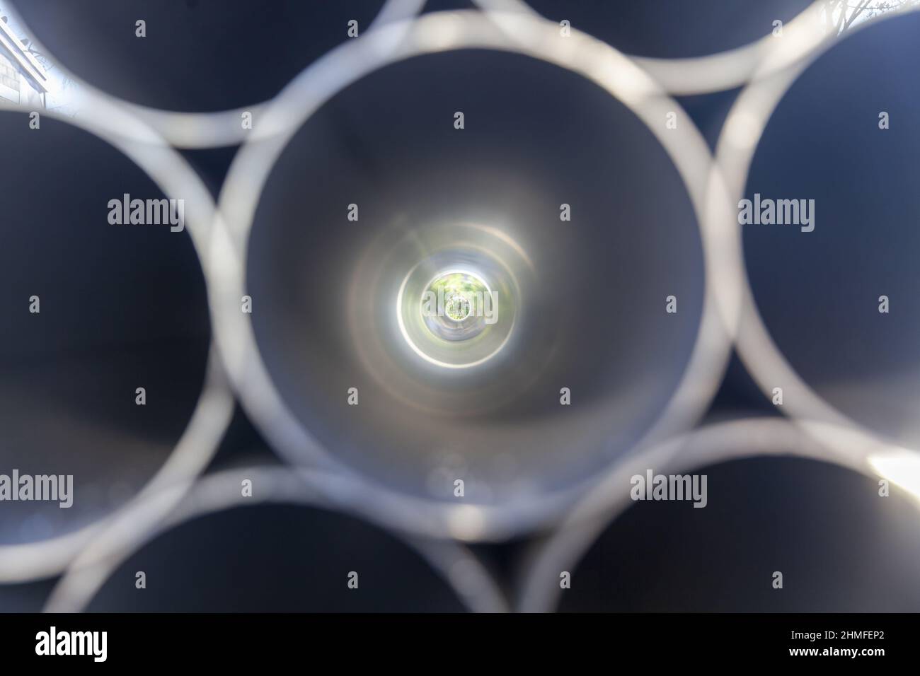 Stack shiny steel pipes hi-res stock photography and images - Alamy