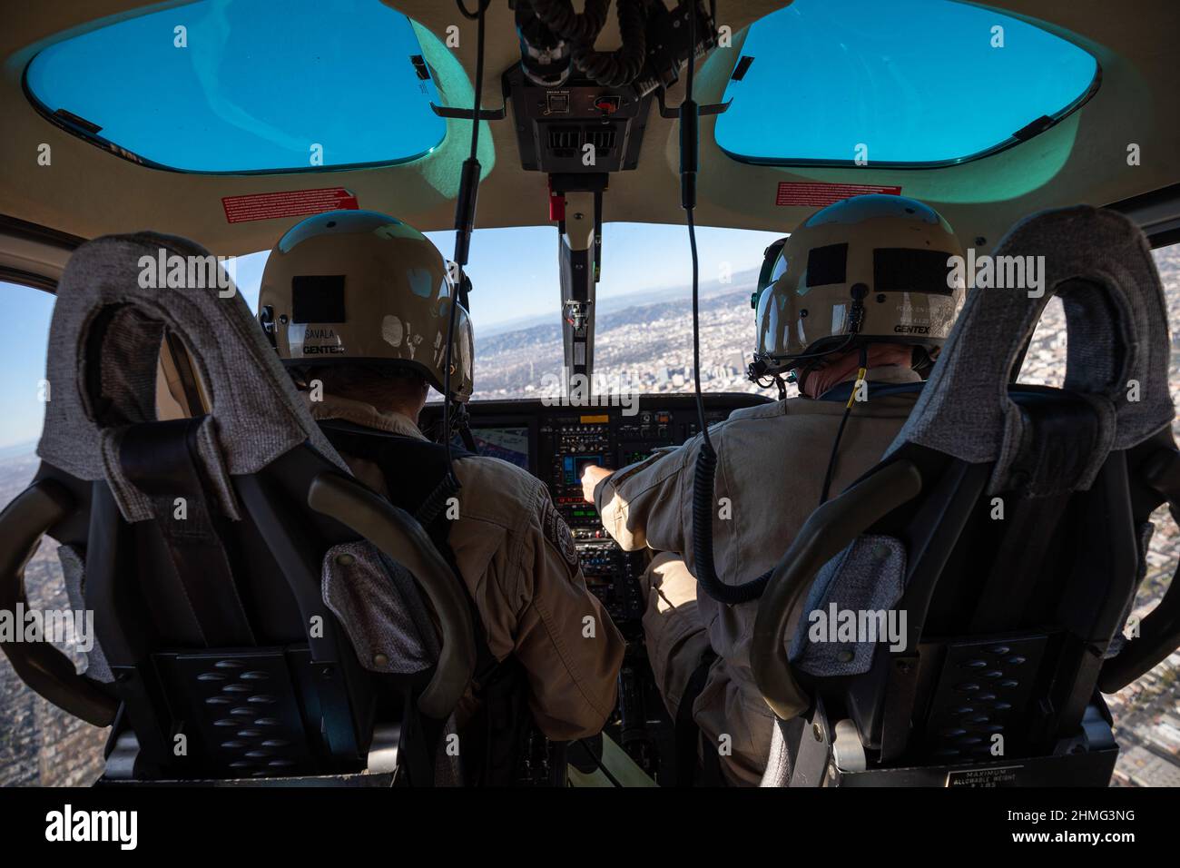 Helicopter uses hi-res stock photography and images - Page 2 - Alamy