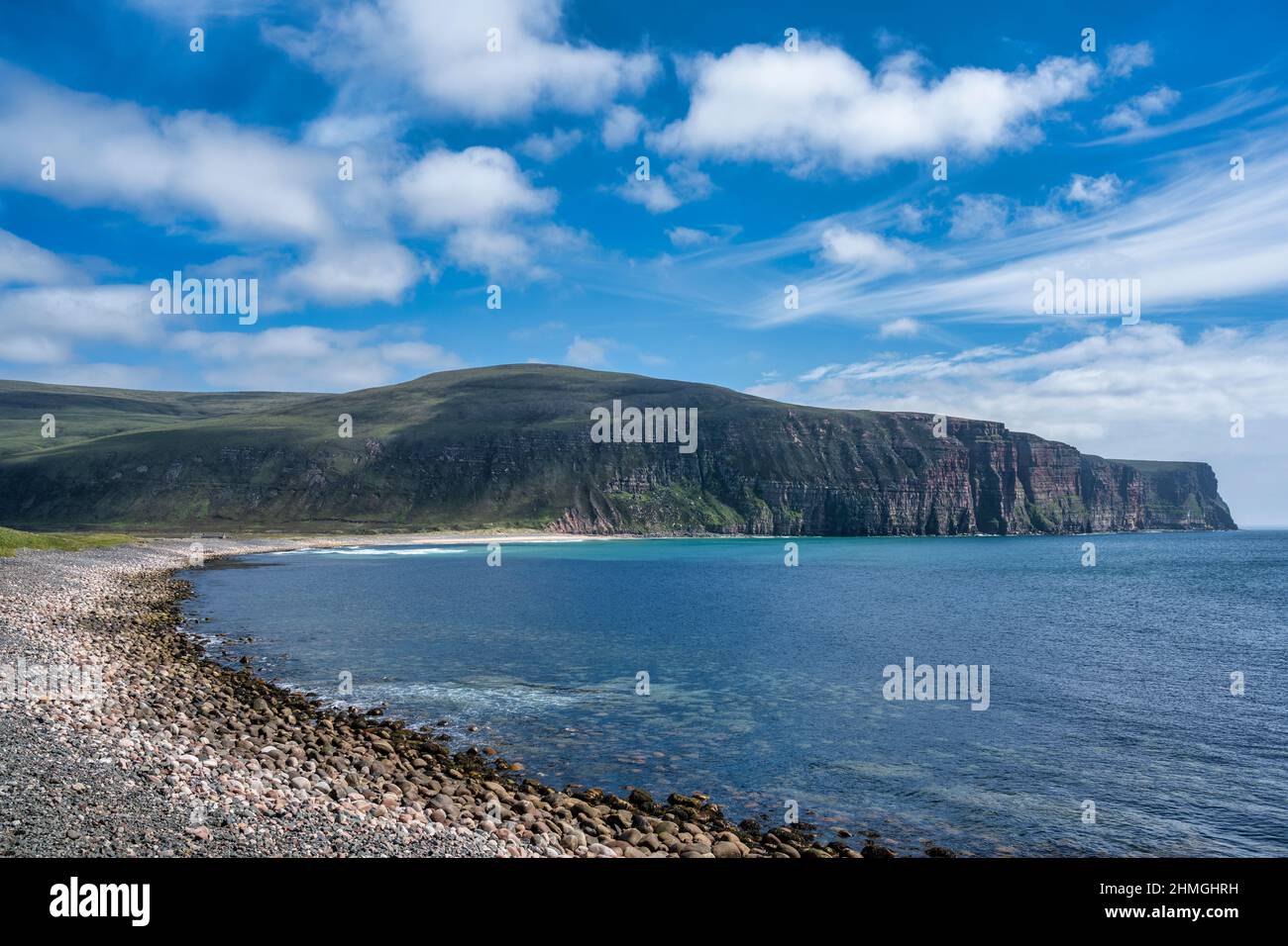 View looking south across Rackwick Beach to towering cliffs of Rackwick Bay, Isle of Hoy, Orkney, Scotland, UK Stock Photo
