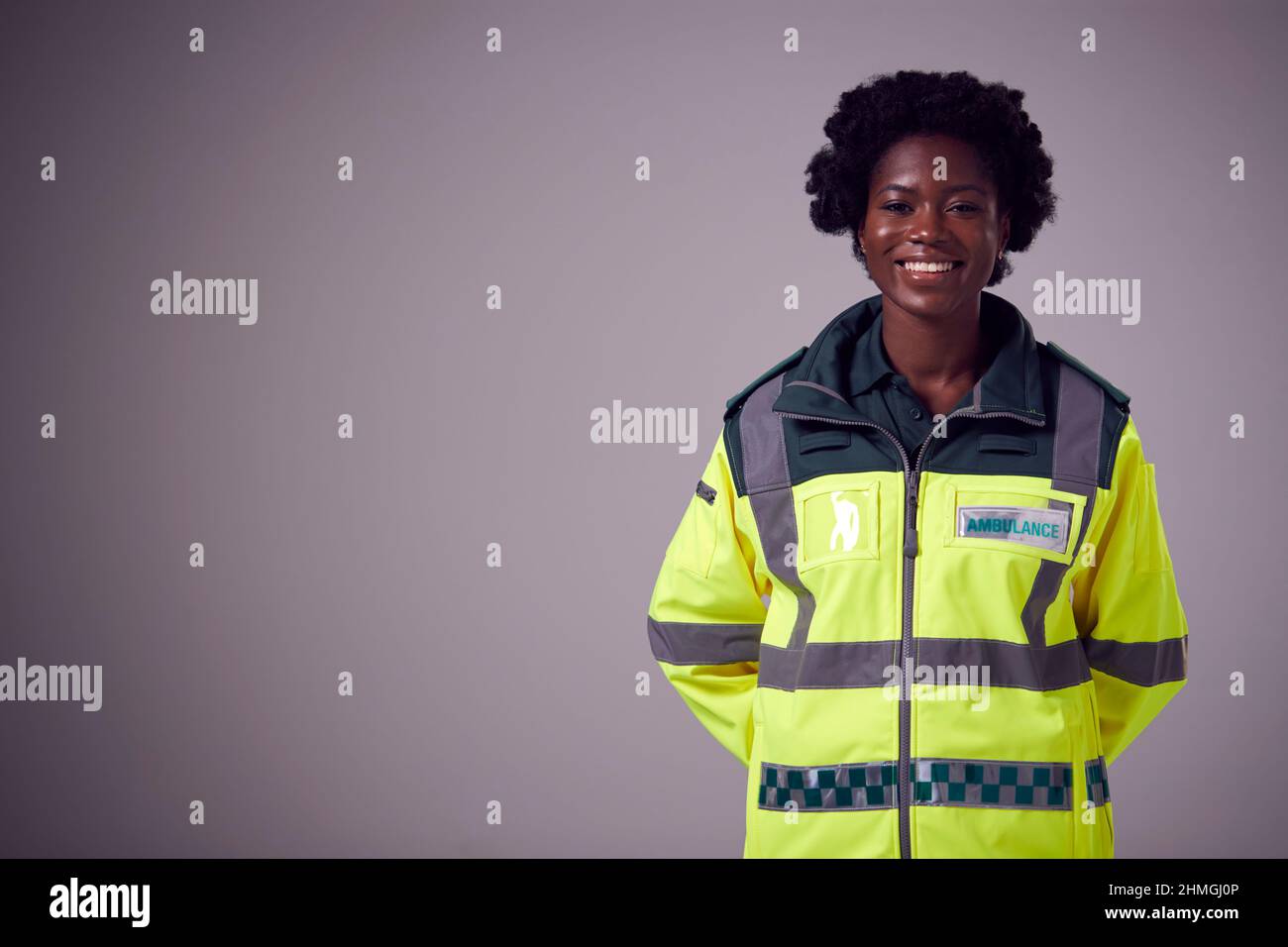 Female paramedic ambulance portrait hi-res stock photography and images ...