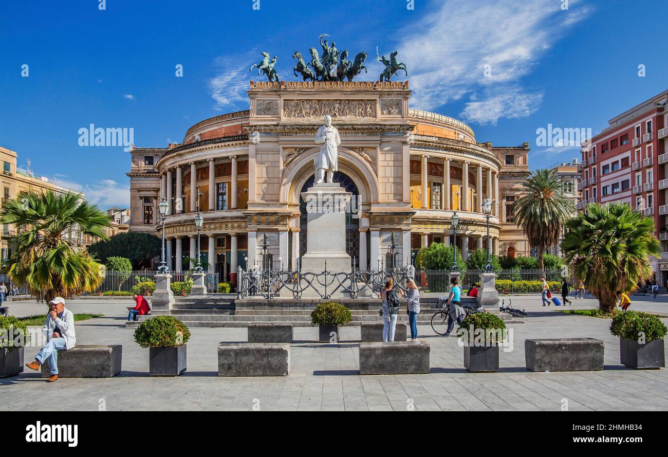 Politeama Garibaldi theater in Piazza Ruggero Settimo, Palermo, Sicily, Italy Stock Photo