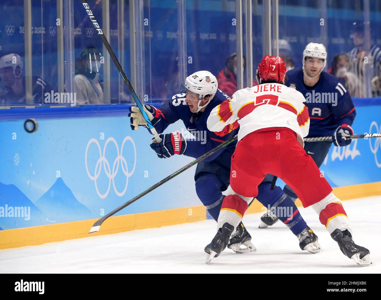 Beijing, China. 10th Feb, 2022. Marc McLaughlin (L) of the United ...