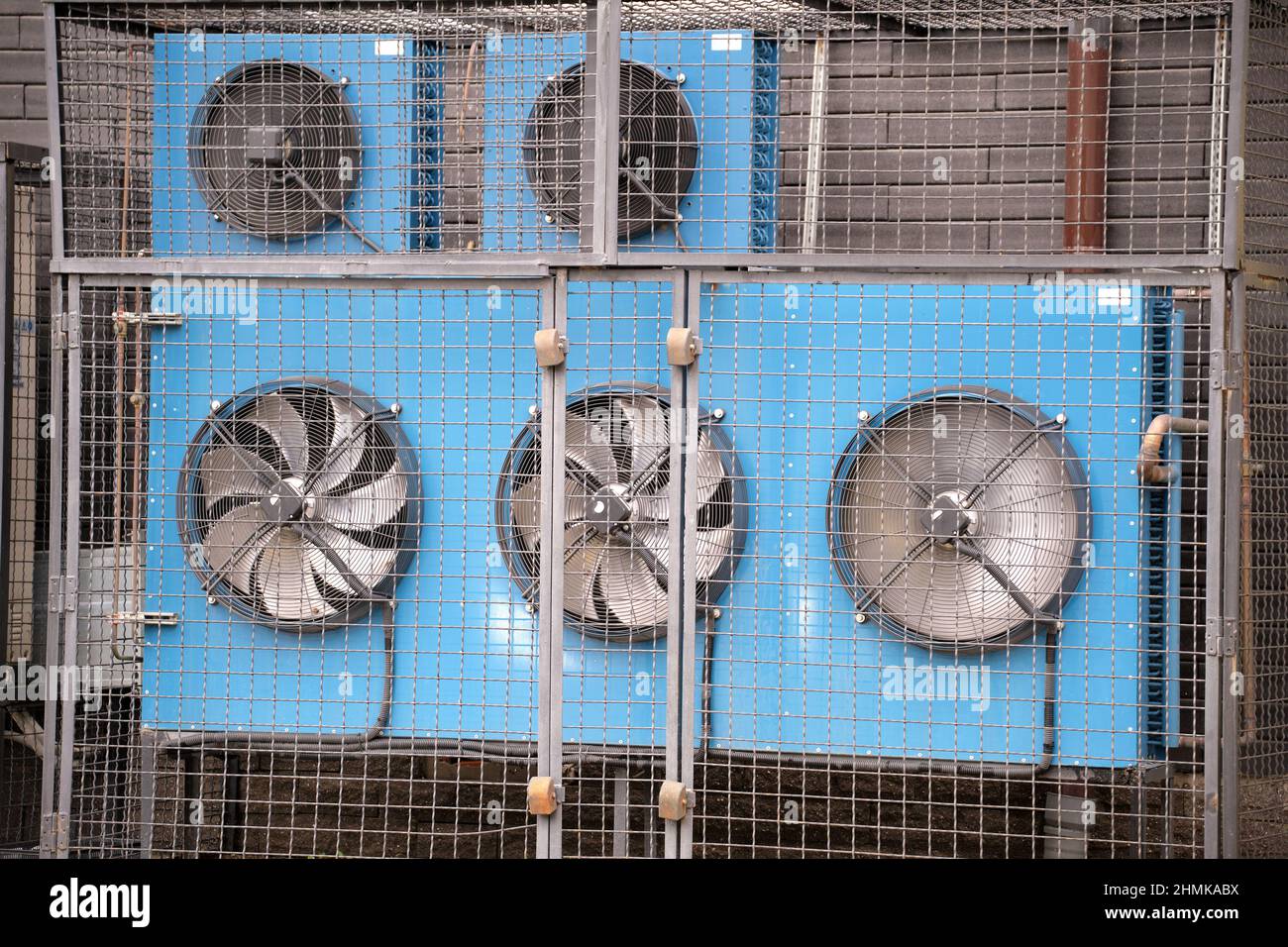 Air compressor unit for climate control system of industrial building