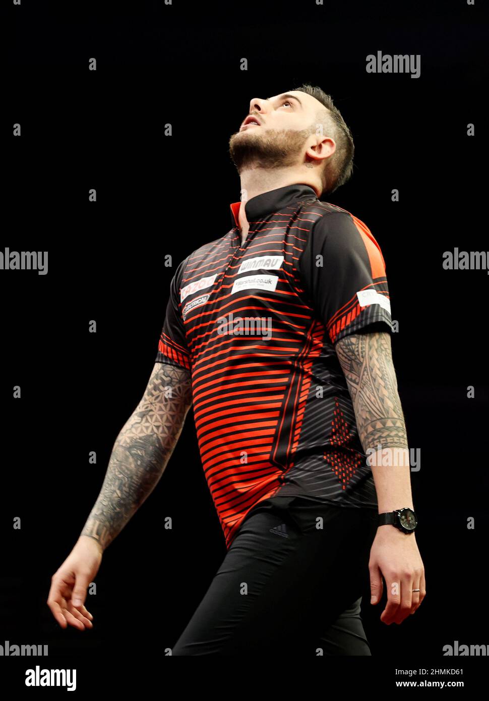 Cazoo premier league darts 2022 hires stock photography and images Alamy