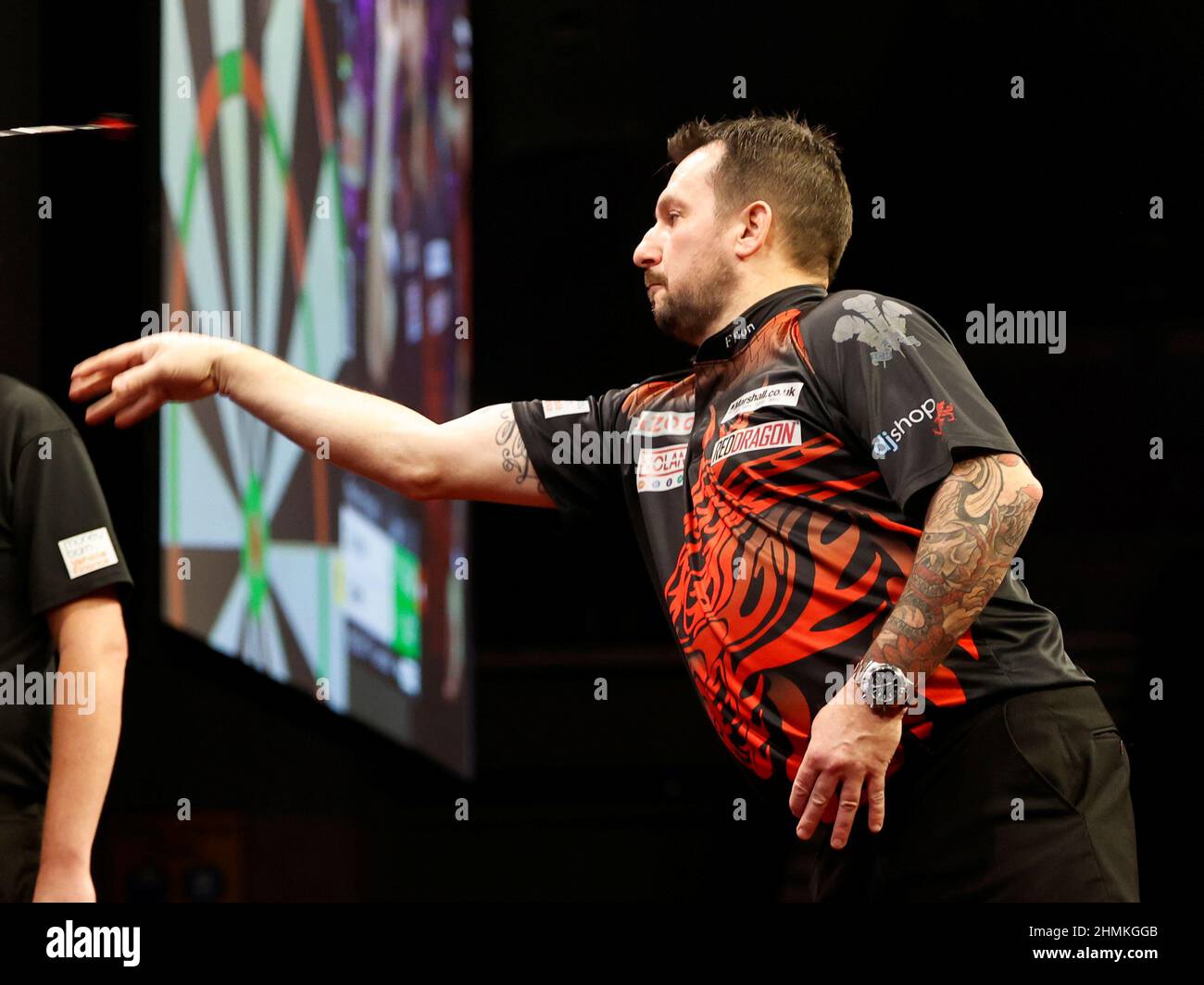 Cazoo premier league darts 2022 hires stock photography and images Alamy