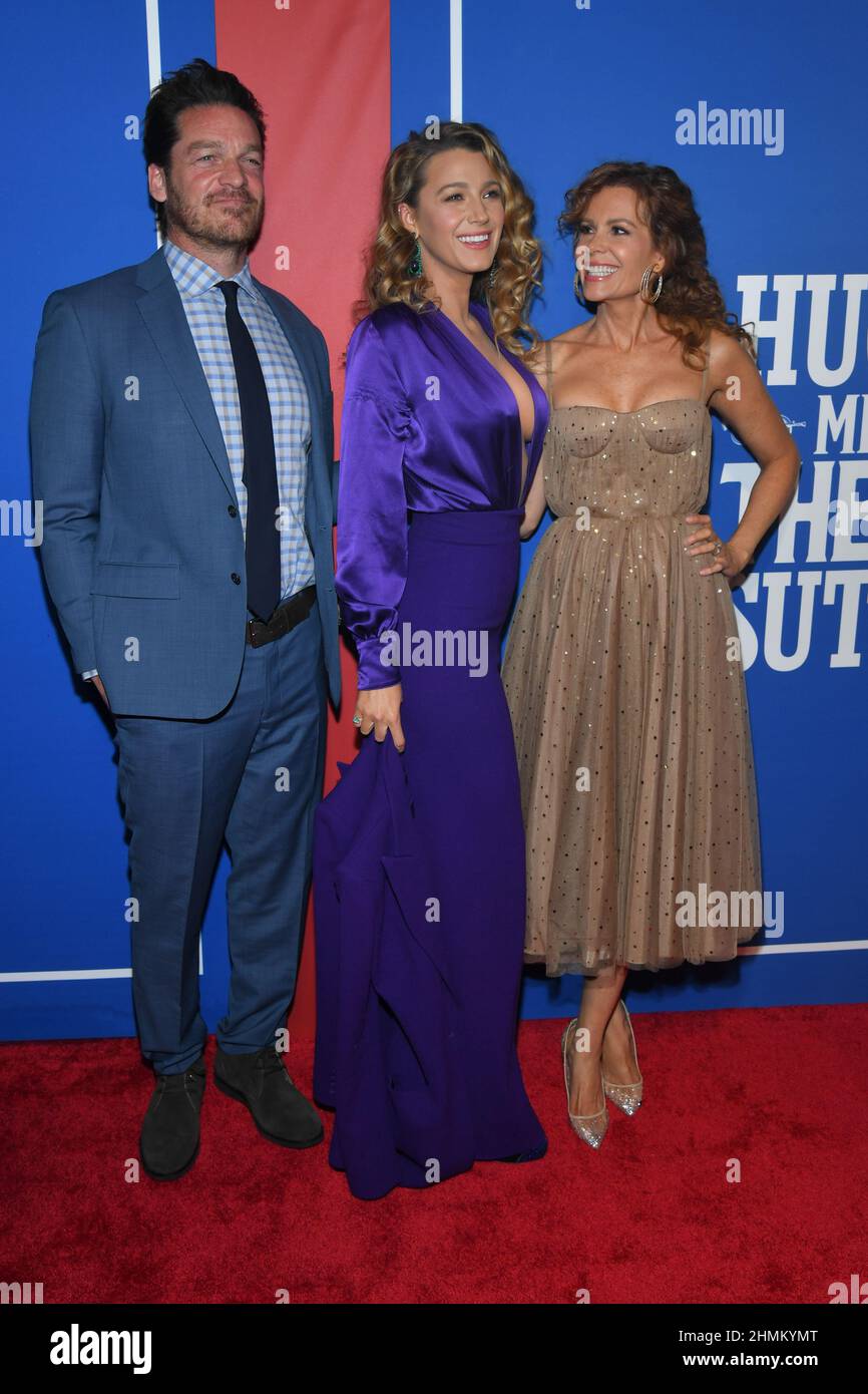 Bart Johnson, Blake Lively and Robyn Lively attend the opening night of