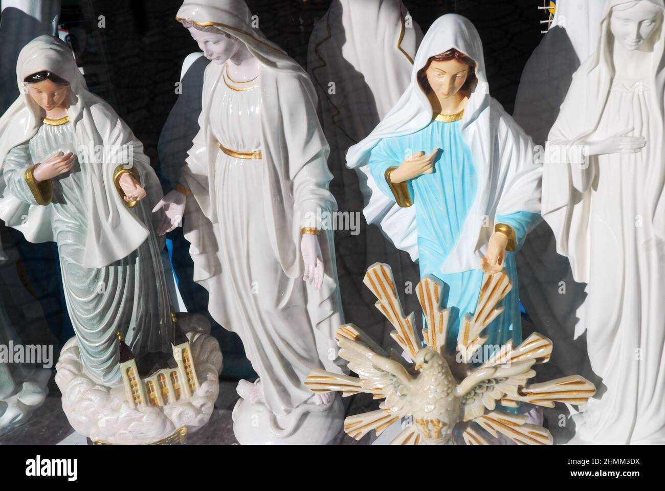 Shop selling Virgin Mary statues and other catholic products and gifts