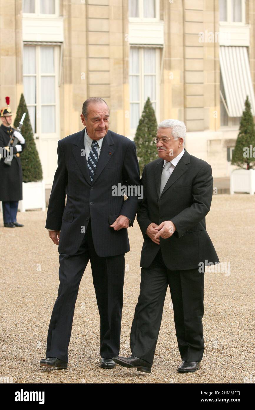 Paris (France), Elyse Palace: Mahmoud Abbas ending his official visits to several countries in Europe. The Palestinian President came to France to ask for Jacques Chirac's support and backing to reactivate the peace process between Israel and the Palestinian unity government with Hamas (2007/02/24). Stock Photo