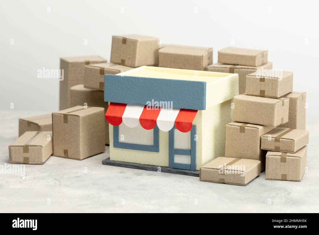 Shop and lots of cardboard boxes. Online orders Stock Photo Alamy