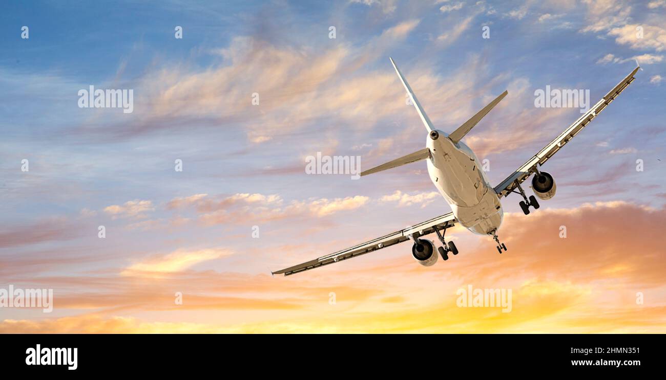 Airplane taking off sunrise hi-res stock photography and images - Alamy