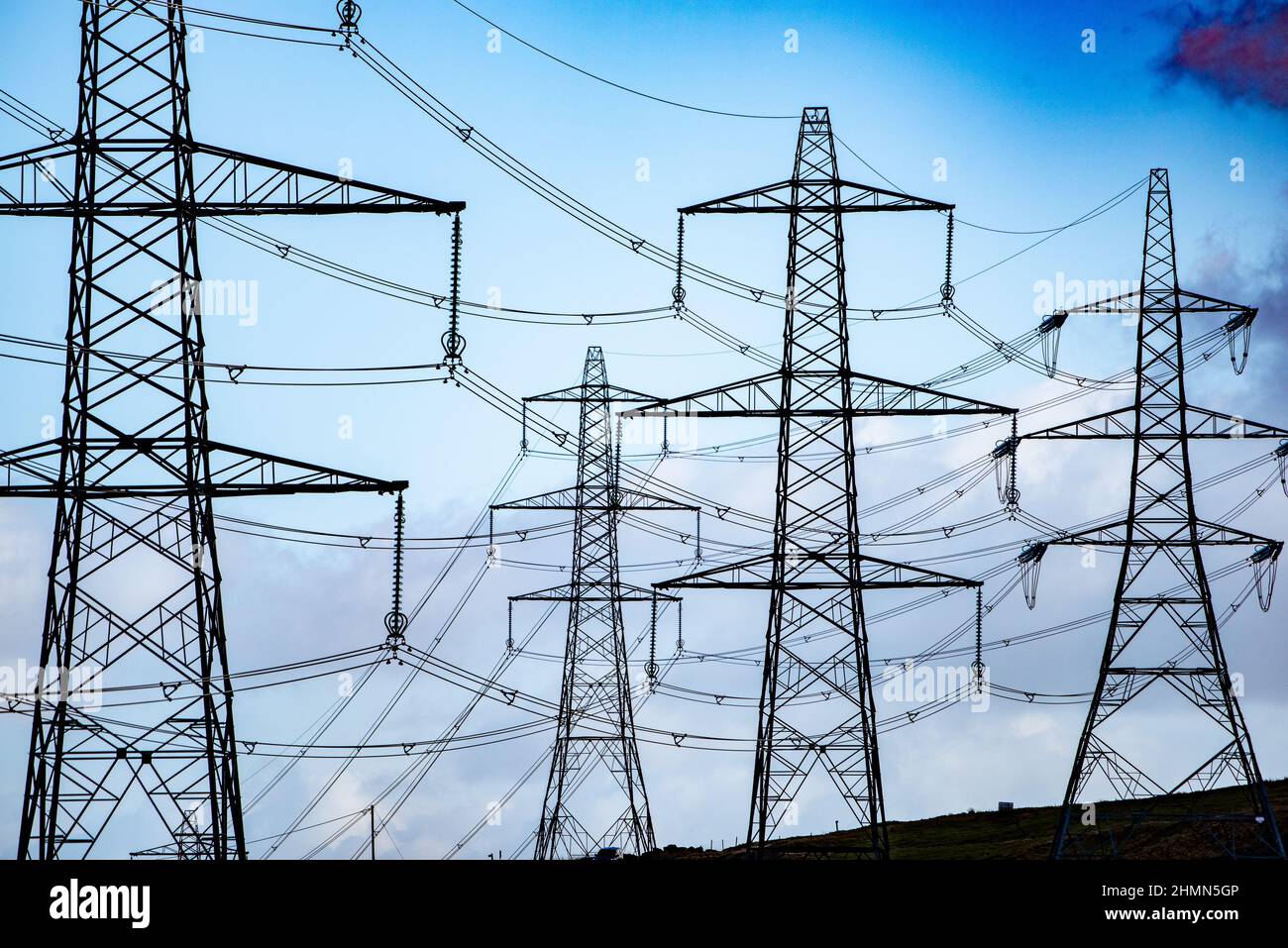 Uk power lines hires stock photography and images Alamy