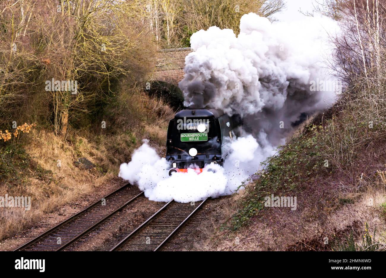 BR Battle of Britain class 34072 “257 Squadron” Regulator wide open on ...