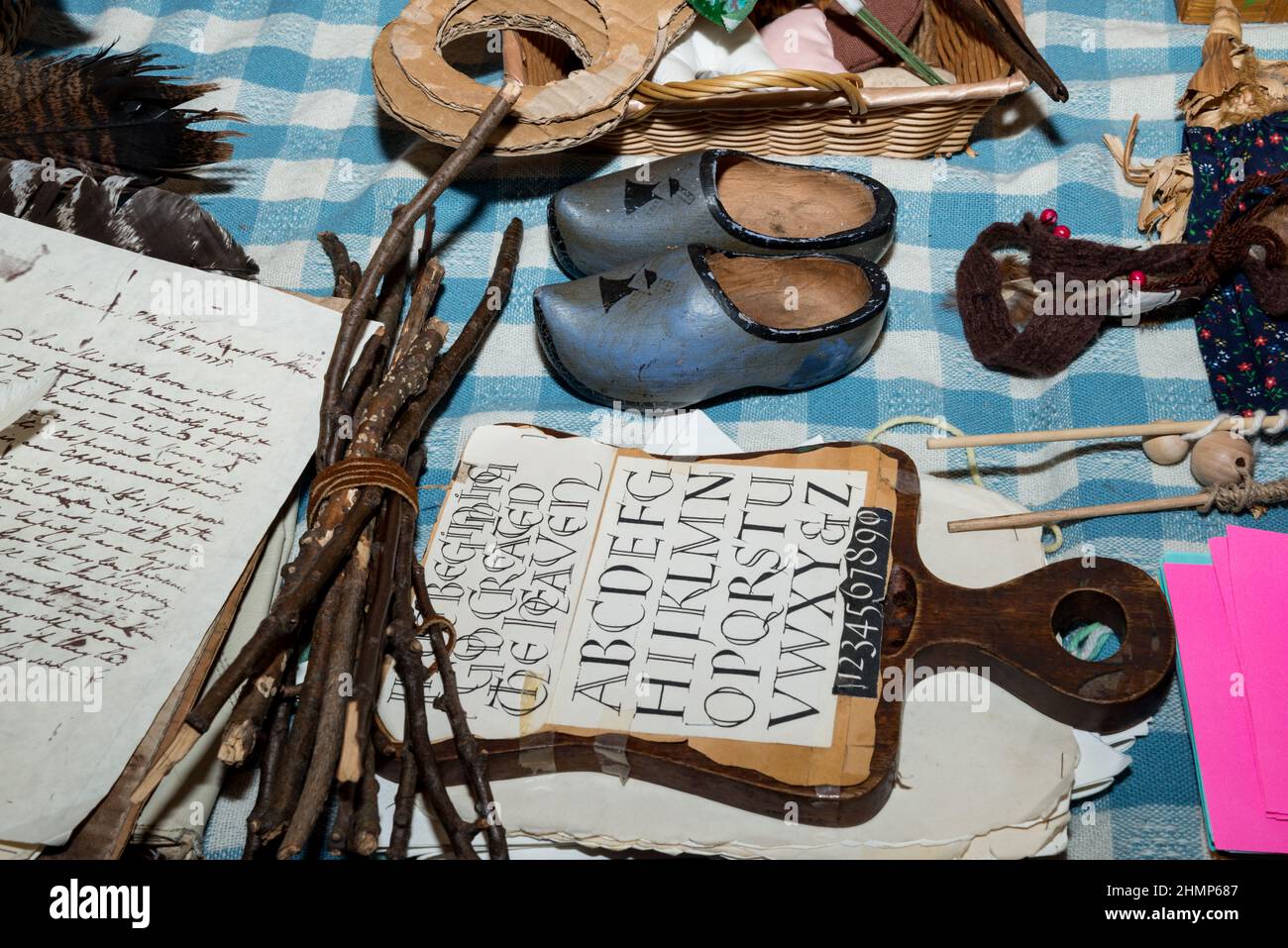 Colonial American Artifacts Stock Photo Alamy