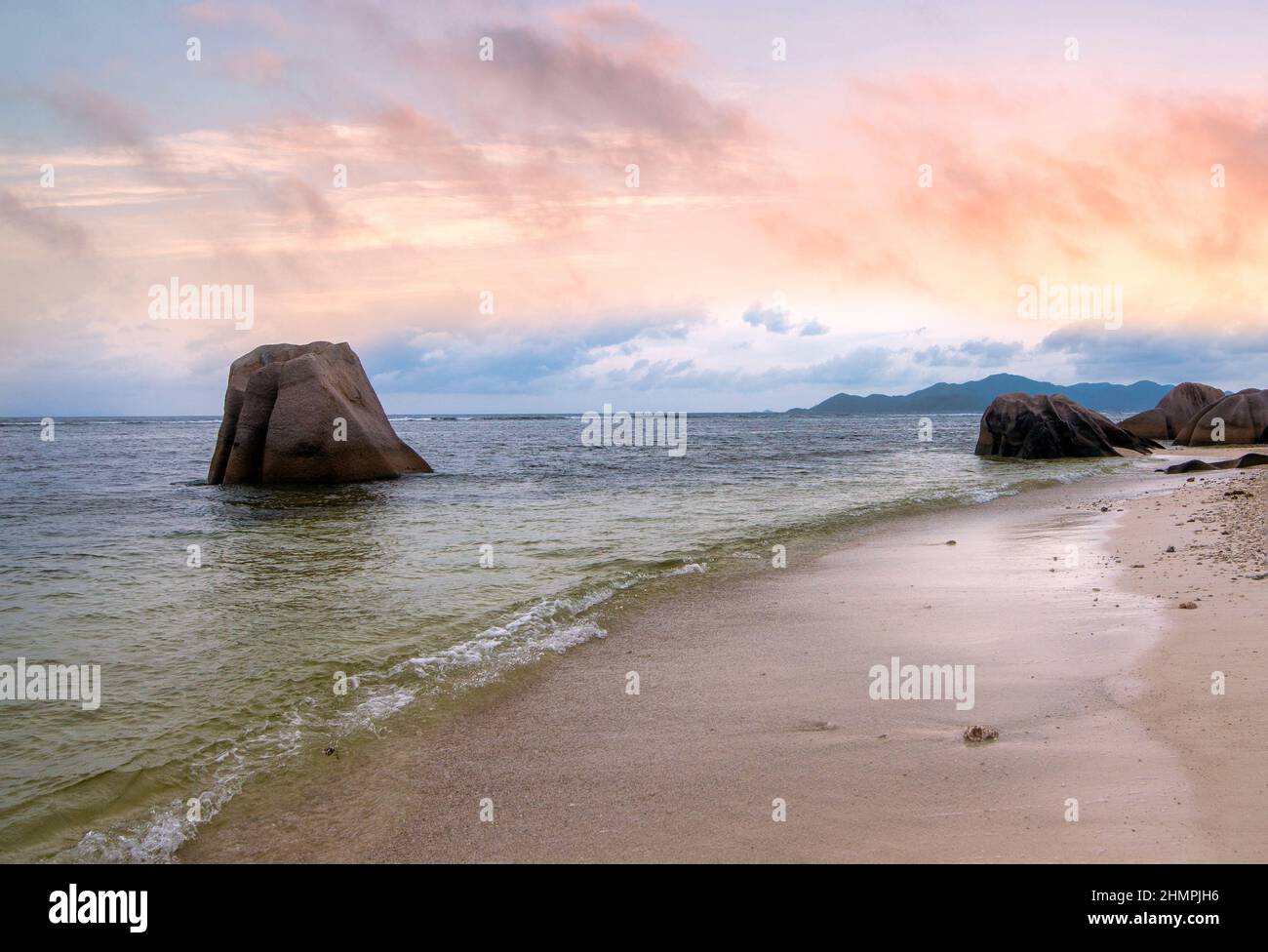 Indian ocean rock hi-res stock photography and images - Alamy