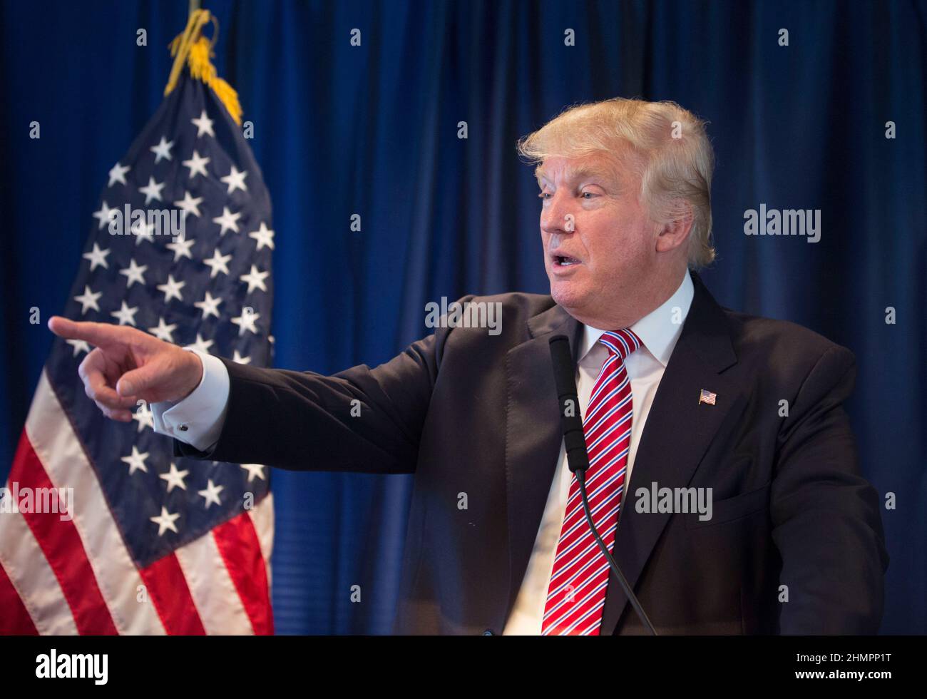 Usa presidential voting line 2016 hi-res stock photography and images ...