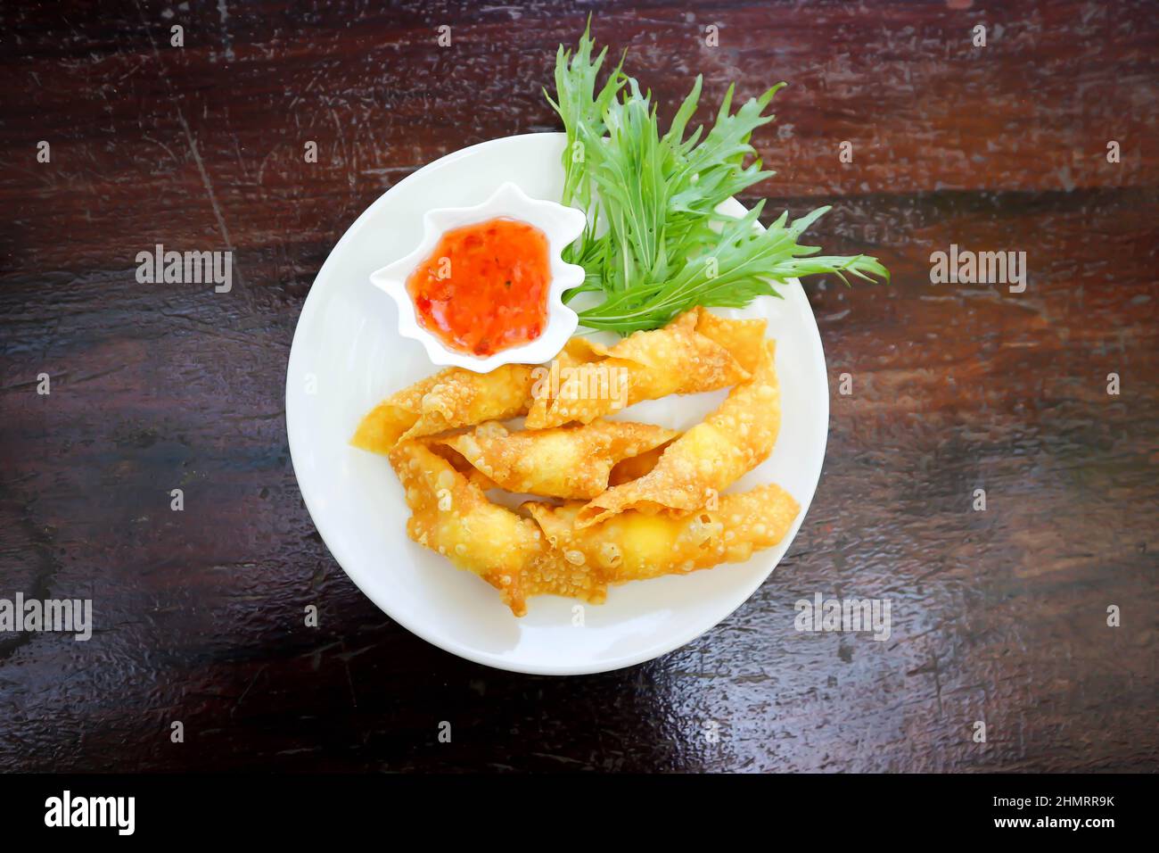 chinese dumpling, dumpling or wonton or deep fried dumpling or deep