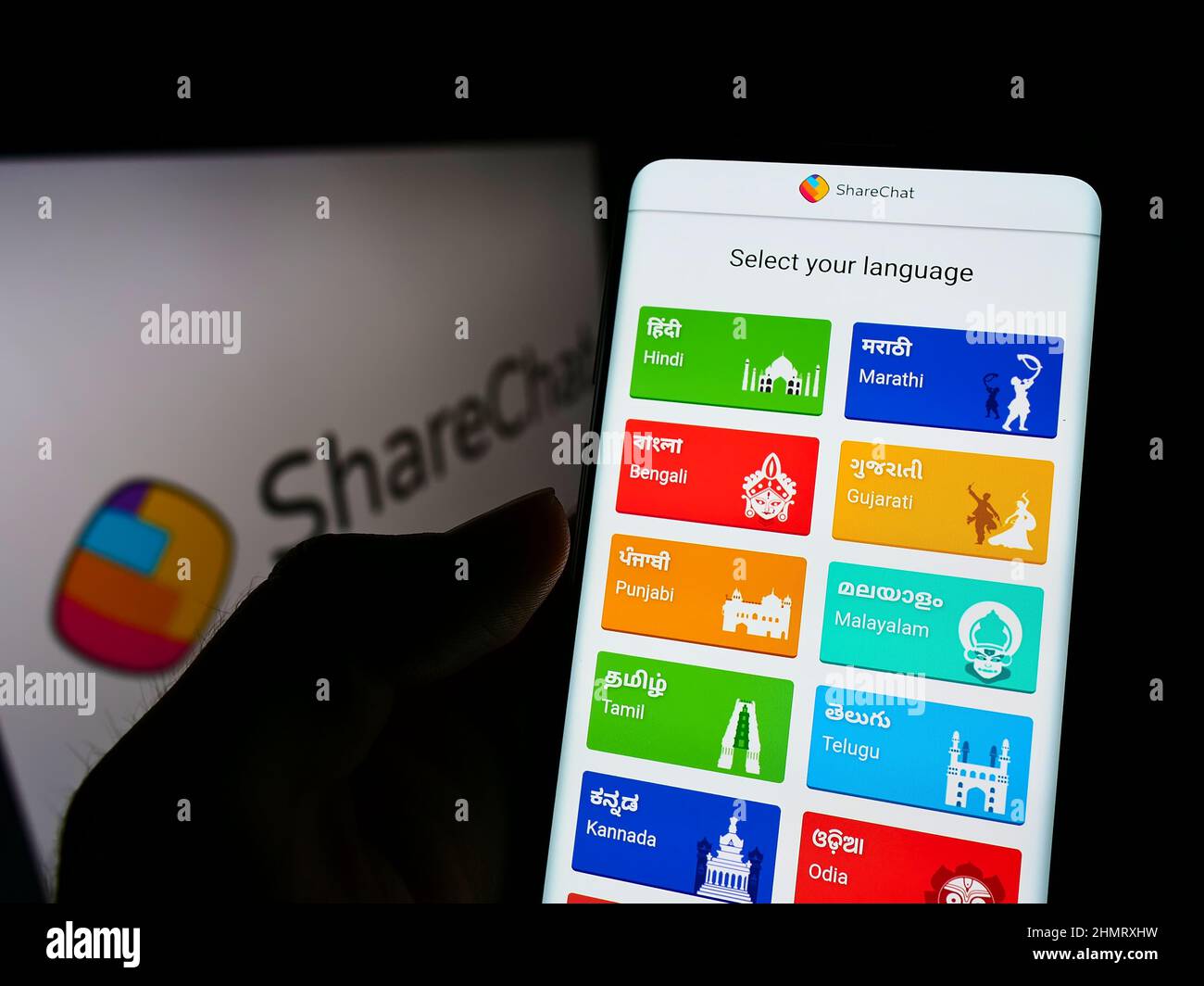 Share Chat Hi Res Stock Photography And Images Alamy