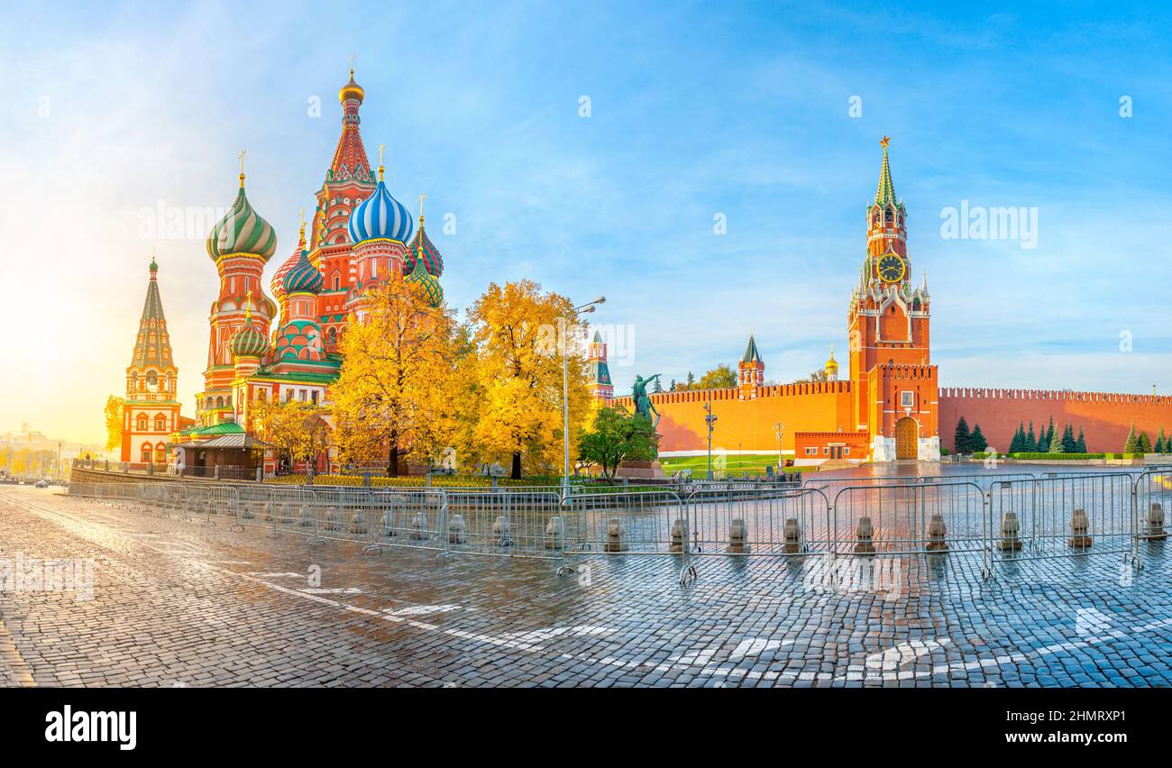 Moscow sights, view of Moscow Kremlin and St Basil's Cathedral on Red Square on a beautiful autumn morning. Russia Stock Photo