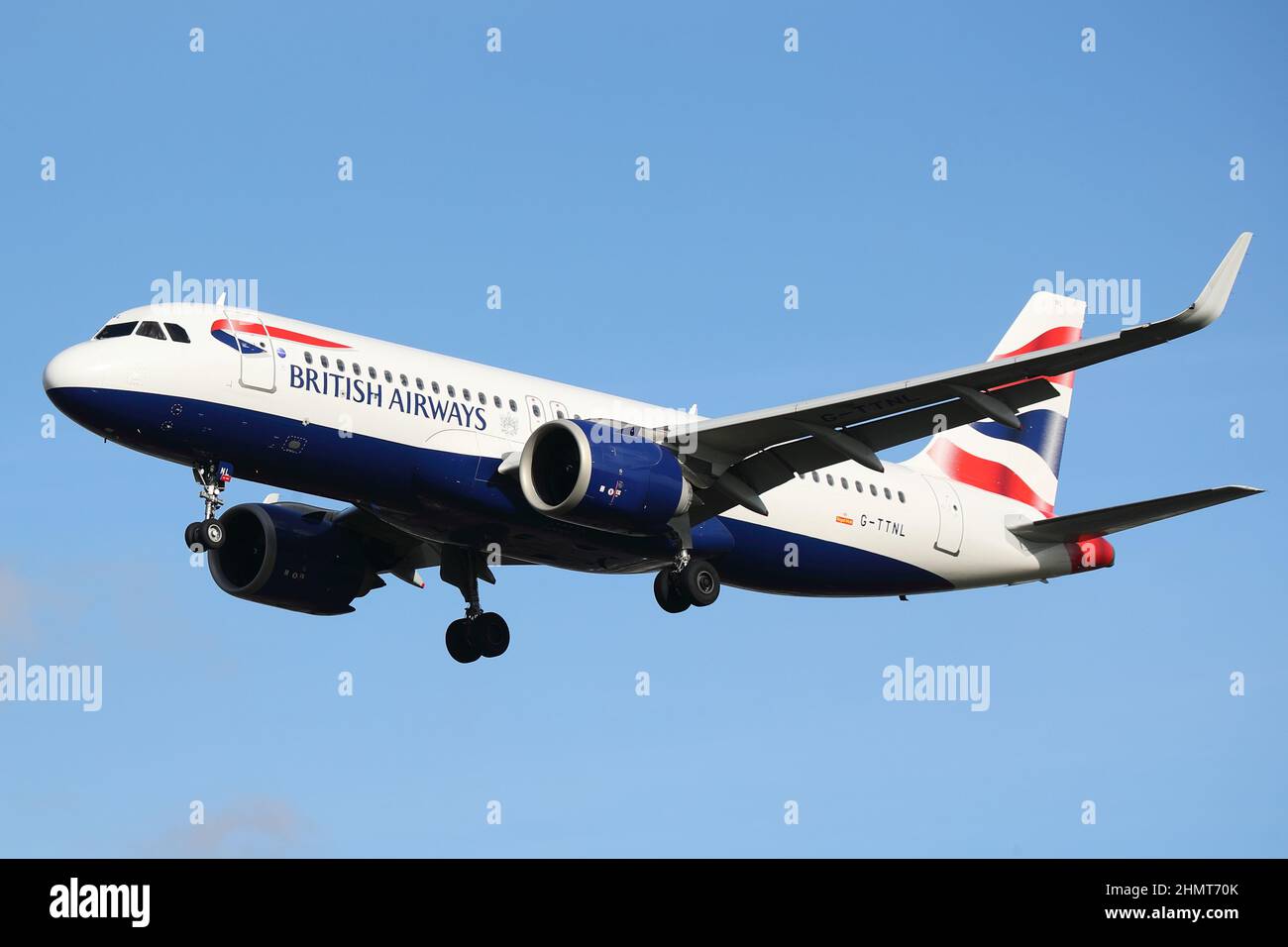 British Airways Airbus A320neo G-TTNL approaching London Heathrow Airport, London, UK Stock Photo