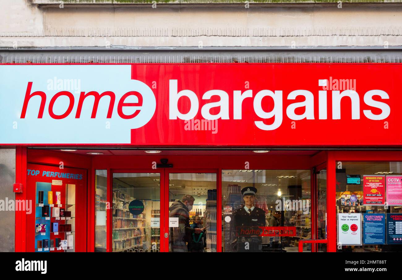Sign at the entrance to Home Bargains in Liverpool Stock Photo