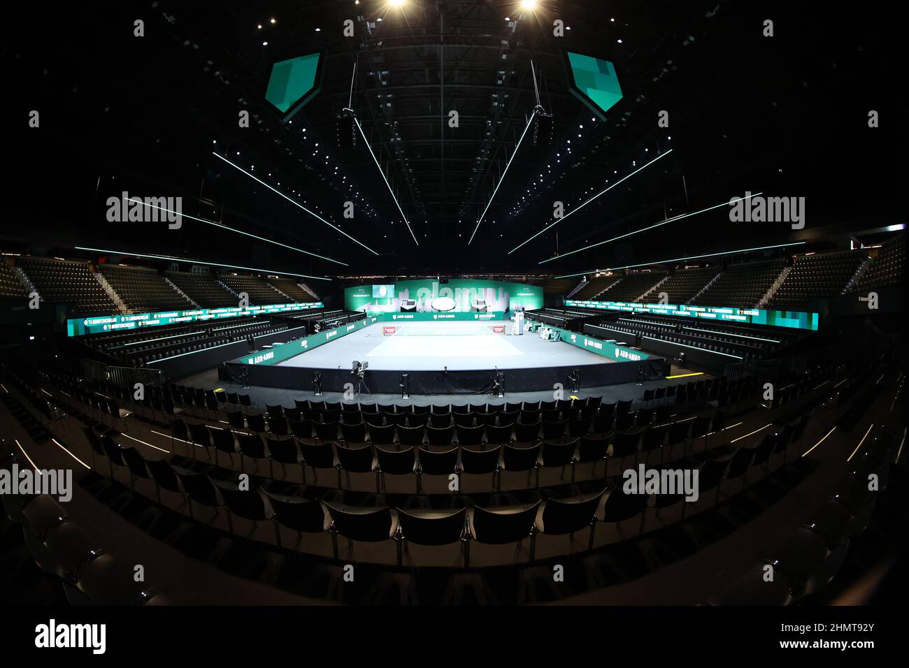 Rotterdam, Netherlands. 12th Feb, 2022. ROTTERDAM, THE NETHERLANDS -  FEBRUARY 12: Overview at the centre court of Ahoy during the 49e ABN AMRO  World Tennis Tournament at Rotterdam Ahoy on February 12,