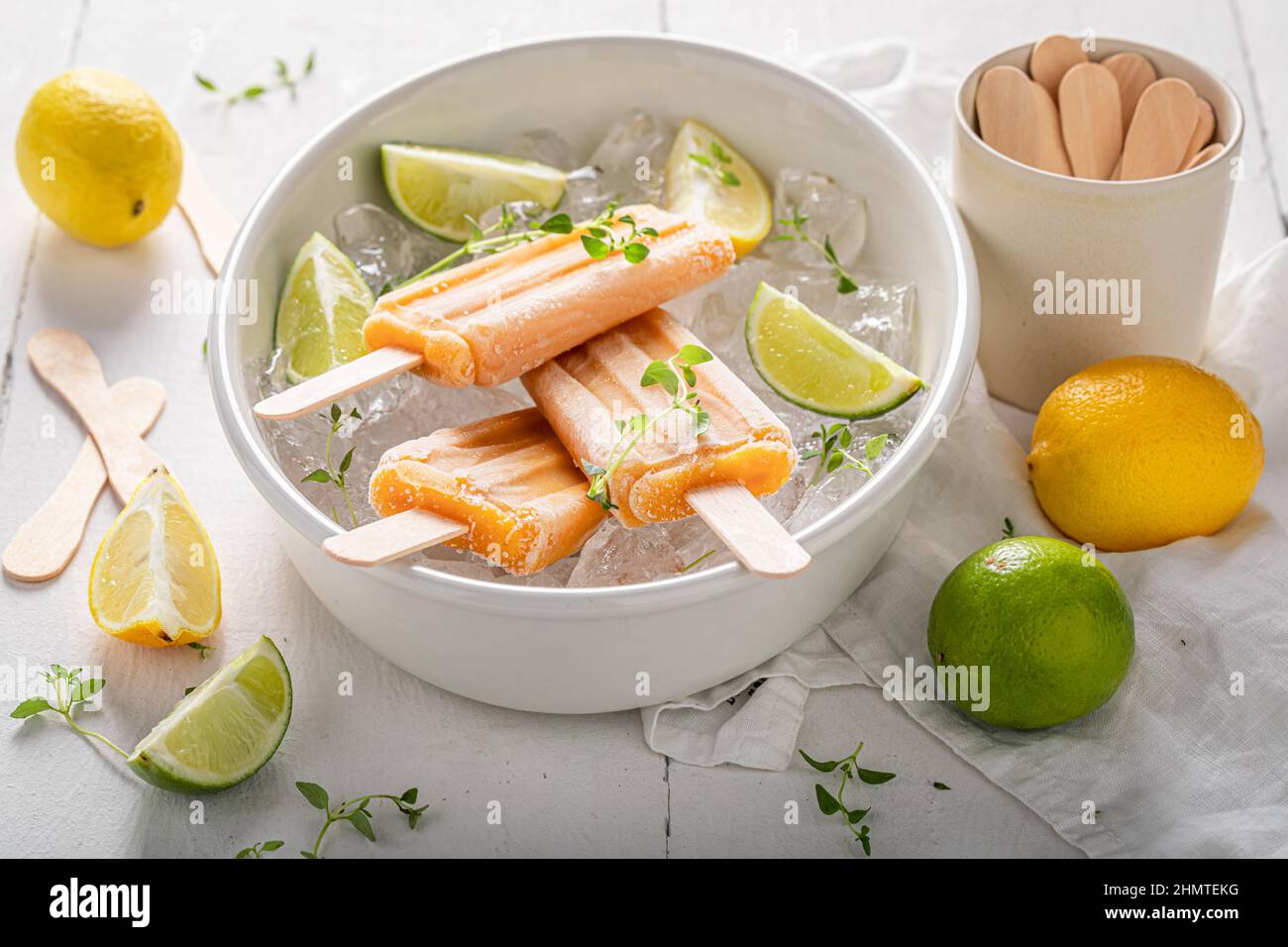 Juicy ice cream sorbet with a sweet and sour flavor. Lime and lemon