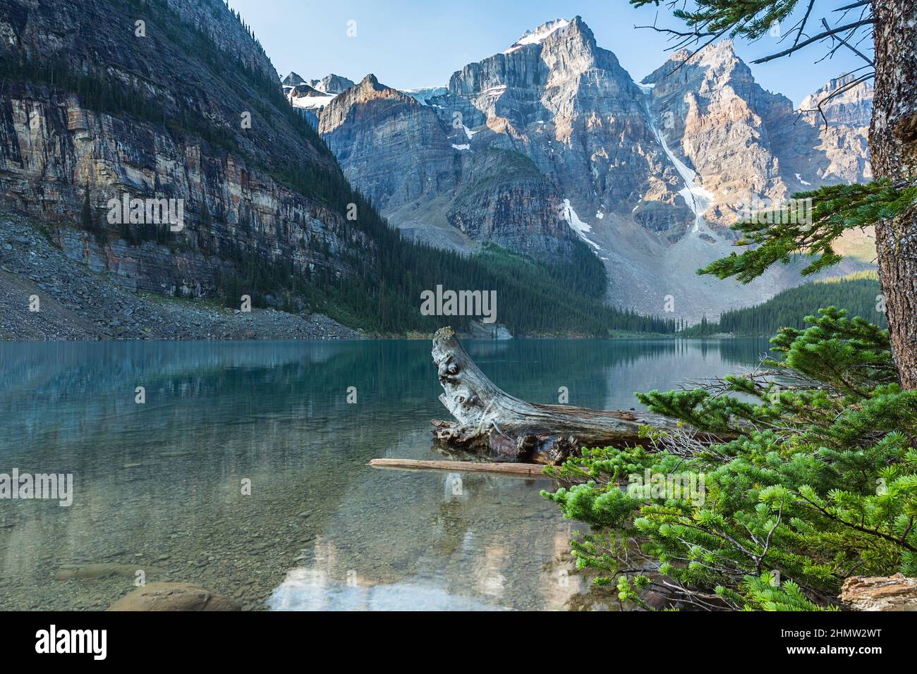 Moraine Lake in the morning at Sunrise in banff canada Stock Photo