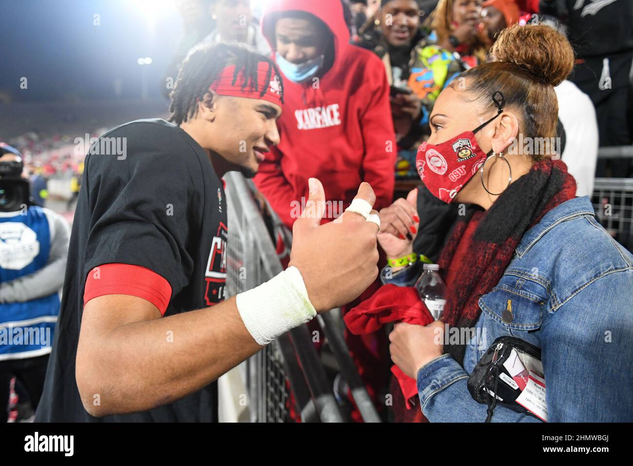 Cj stroud mom hi-res stock photography and images - Alamy