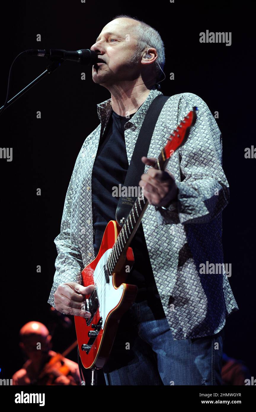 Mark Knopfler - Mark photographed during @Dire Straits' rehearsals for  AVRO's Platengala at Ahoy in Rotterdam, Netherlands on October 12th 1983.  Photo by Rob Verhorst