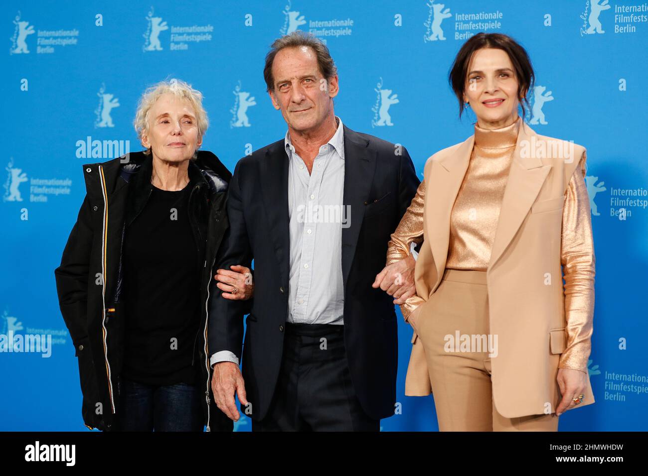 Berlin, Germany. 12th Feb, 2022. Director Claire Denis (l-r), actor