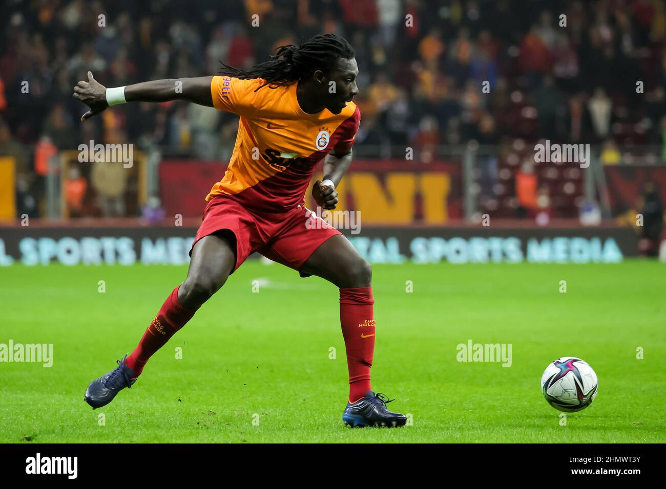 ISTANBUL, TURKEY - FEBRUARY 12: Bafetimbi Gomis of Galatasaray during the Turkish Super Lig match between Galatasaray and Kayserispor at the Nef Stadium on February 12, 2022 in Istanbul, Turkey (Photo by Orange Pictures) Stock Photo