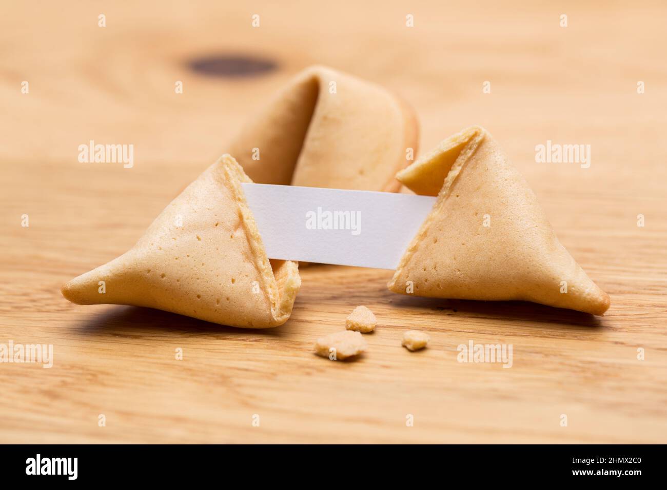alarm Generalize Plateau Chinese lucky charm cookies hi-res stock photography and images - Alamy