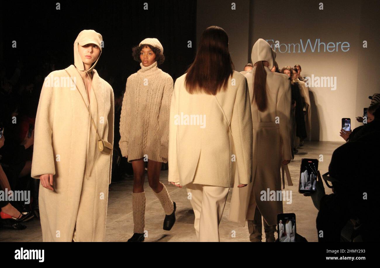 Brooklyn, USA. 12th Feb, 2022. (NEW) Global Fashion Collective NYFW FW 22: Fromwhere (women's). February 12, 2022, Brooklyn, New York, USA: Global Fashion Collective Designers display their collection of NOLO (Kid's & women's) Sanjukta's Studio (women's) Fromwhere (women's) during NYFW Fall/Winter 2022 at Brooklyn Studios in west Brooklyn. People are asked to wear masks and show proof of vaccination in order to participate. (Credit Image: © Niyi Fote/TheNEWS2 via ZUMA Press Wire) Stock Photo