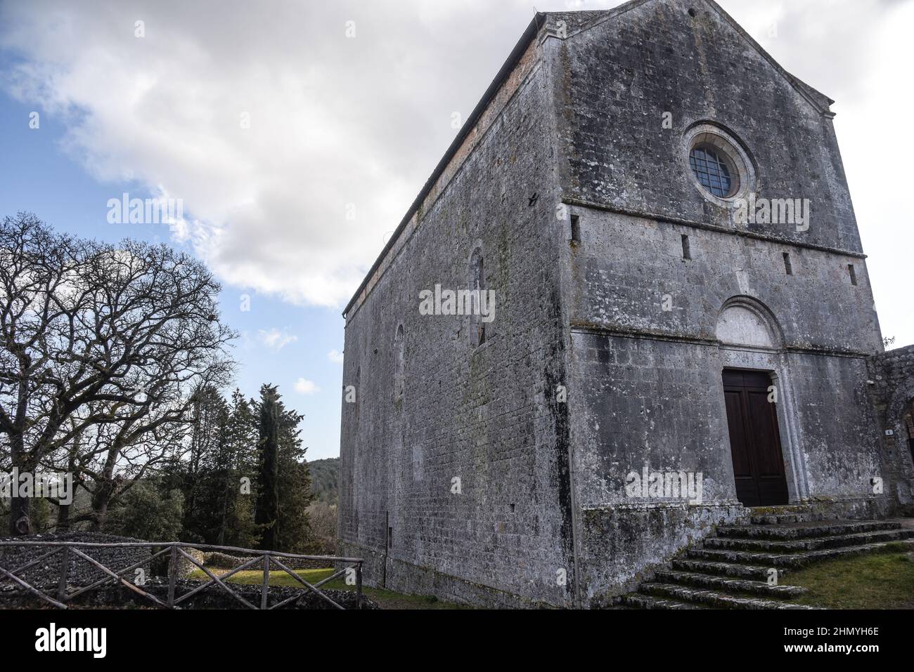 eremo-di-san-leonardo-al-lago-stock-photo-alamy