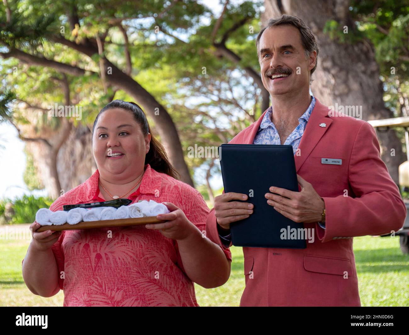 MURRAY BARTLETT in THE WHITE LOTUS (2021), directed by MIKE WHITE