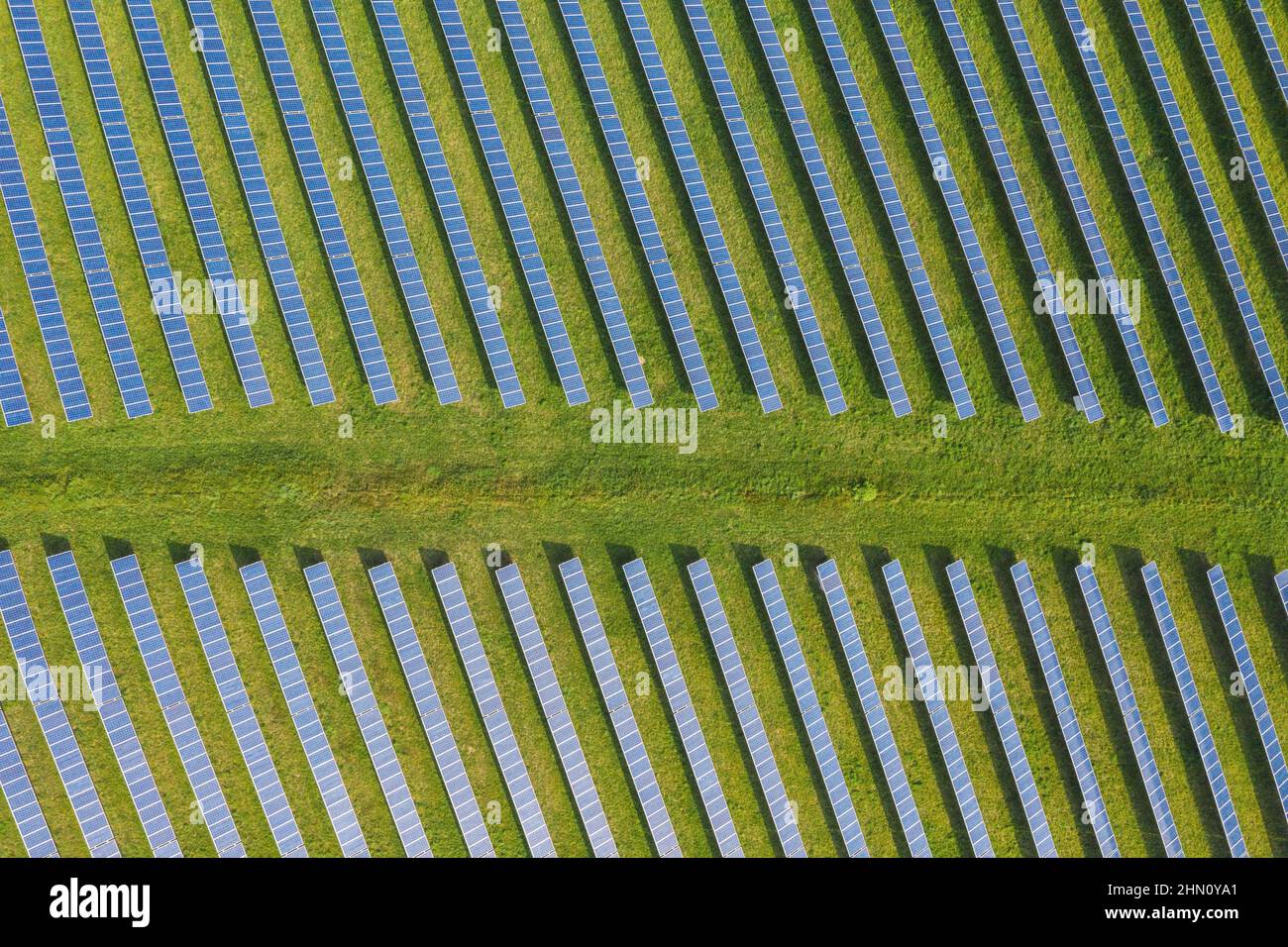 Solar panel farm drone shot hi-res stock photography and images - Alamy