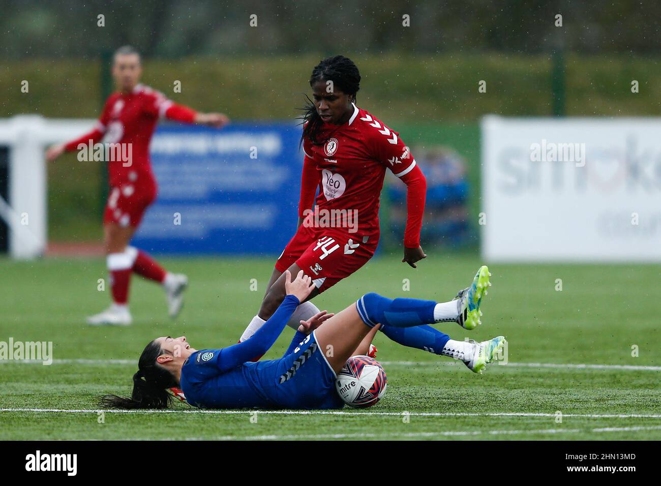 DURHAM CITY, UK. FEB 13TH Satara Murray of Bristol City and Lauren Briggs of Durham in action during the FA Women's Championship match between Durham Women FC and Bristol City at Maiden Castle, Durham City on Sunday 13th February 2022. (Credit: Will Matthews | MI News) Credit: MI News & Sport /Alamy Live News Stock Photo