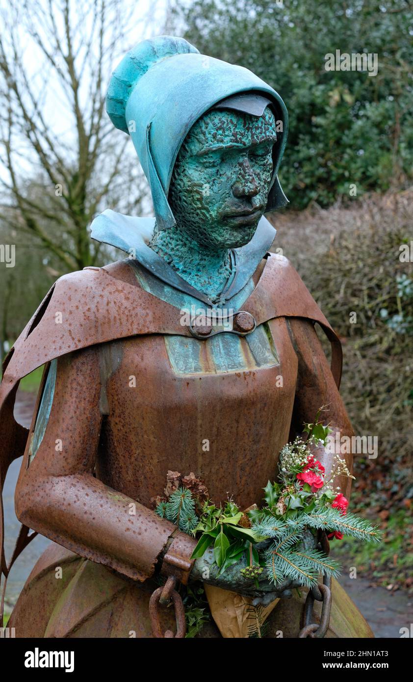 Roughlee, Pendle, Lancashire, England, 3rd Feb 2022. Amazing statue of Alice Nutter famous historical widow of the Parish and alleged Pendle witch. Stock Photo