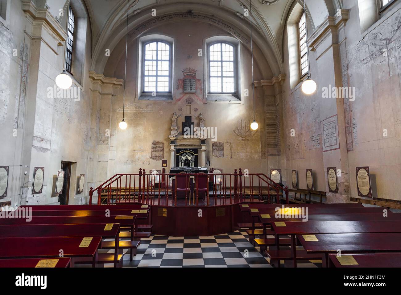 The Isaak synagogue (Isaac Synagogue) was built in 1664, located in the old quarter of the city - Kazimierz, is one of the most beautiful synagogues i Stock Photo