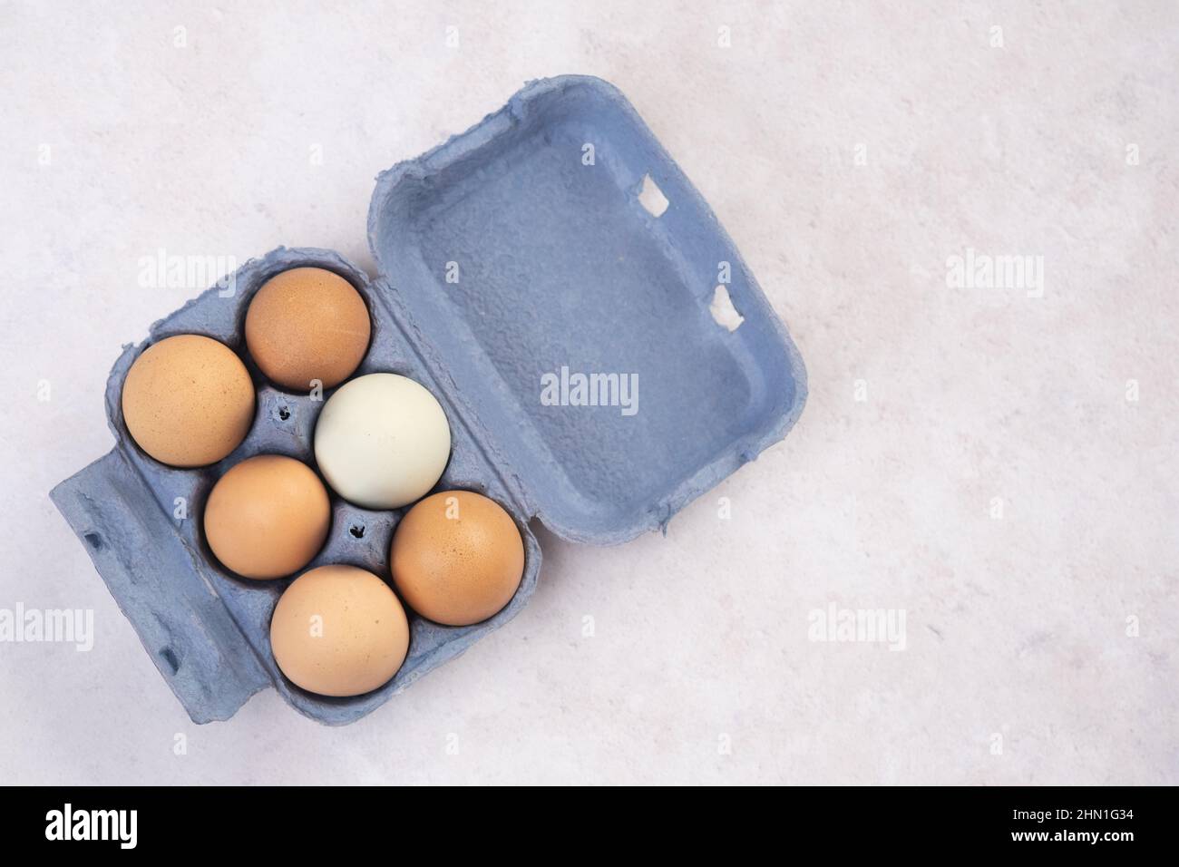 Freshly Laid Farm Eggs Stock Photo Alamy
