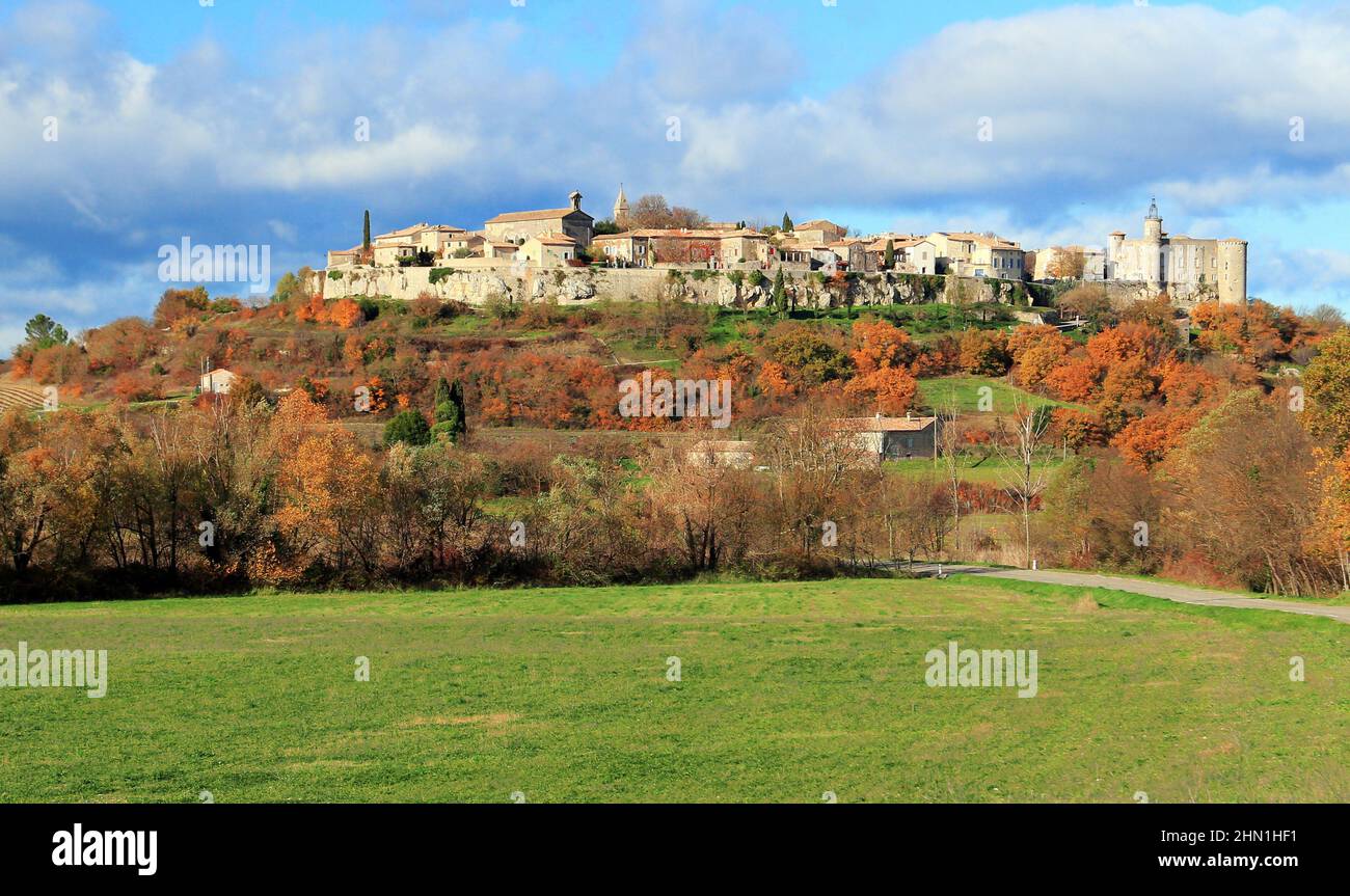The village of Lussan in the Gard, perched on its hill. Stock Photo