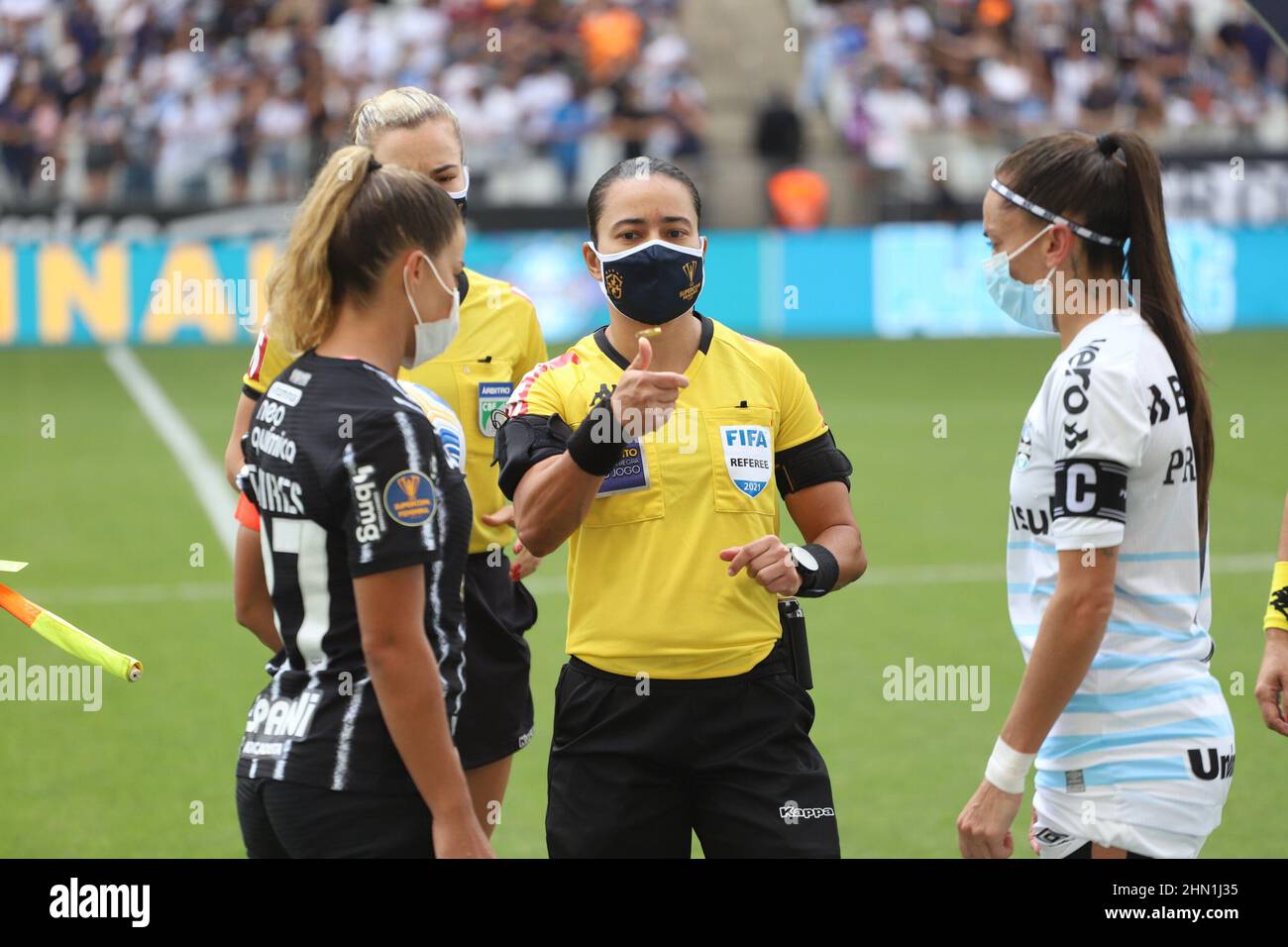 Sao Paulo, Sao Paulo, Brasil. 13th Feb, 2022. Women's Soccer Supercup Final: Corinthians and Gremio. February 13, 2022, Sao Paulo, Brazil. Soccer match between Corinthians and Gremio, valid for the final of the 2022 Women's Soccer Supercup 2022, held at the Neo Quimica Arena stadium, in Itaquera, Sao Paulo, on Sunday (13). Corinthians won the match 1-0, with a goal scored by Gabi Zanotti. Credit: Leco Viana/TheNews2 (Credit Image: © Leco Viana/TheNEWS2 via ZUMA Press Wire) Stock Photo