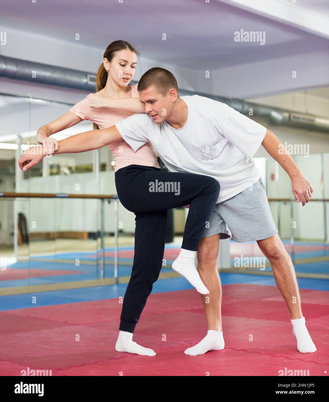 Wrist lock defense hires stock photography and images Alamy