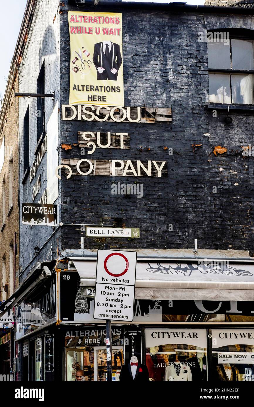 Citywear discount suit company, Wentworth Street, East London, UK Stock