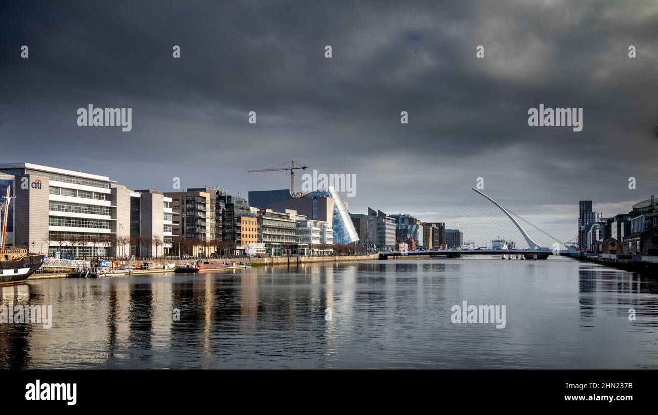 Custom House Quay on the River Liffey in Dublin, Ireland