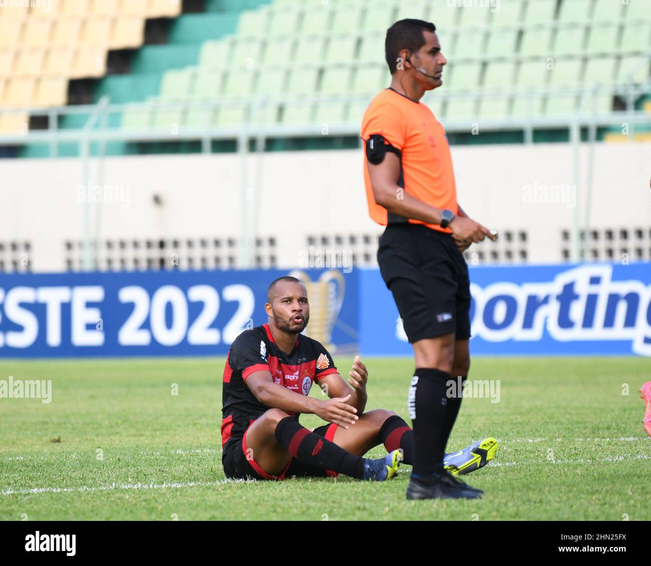 Fortaleza, Brazil. 13th Feb, 2022. CE - Fortaleza - 02/13/2022 - 2022 NORTHEAST CUP, FLORESTA X CAMPINENSE - Campinense player Olavio complains to the referee during a match against Floresta at the Arena Castelao stadium for the Northeast Cup 2022 championship. Photo: Kely Pereira/AGIF/Sipa USA Credit: Sipa USA/Alamy Live News Stock Photo
